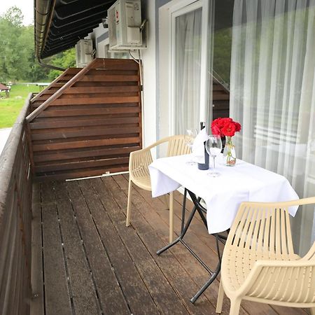 Motel Plaza Jajce Zewnętrze zdjęcie