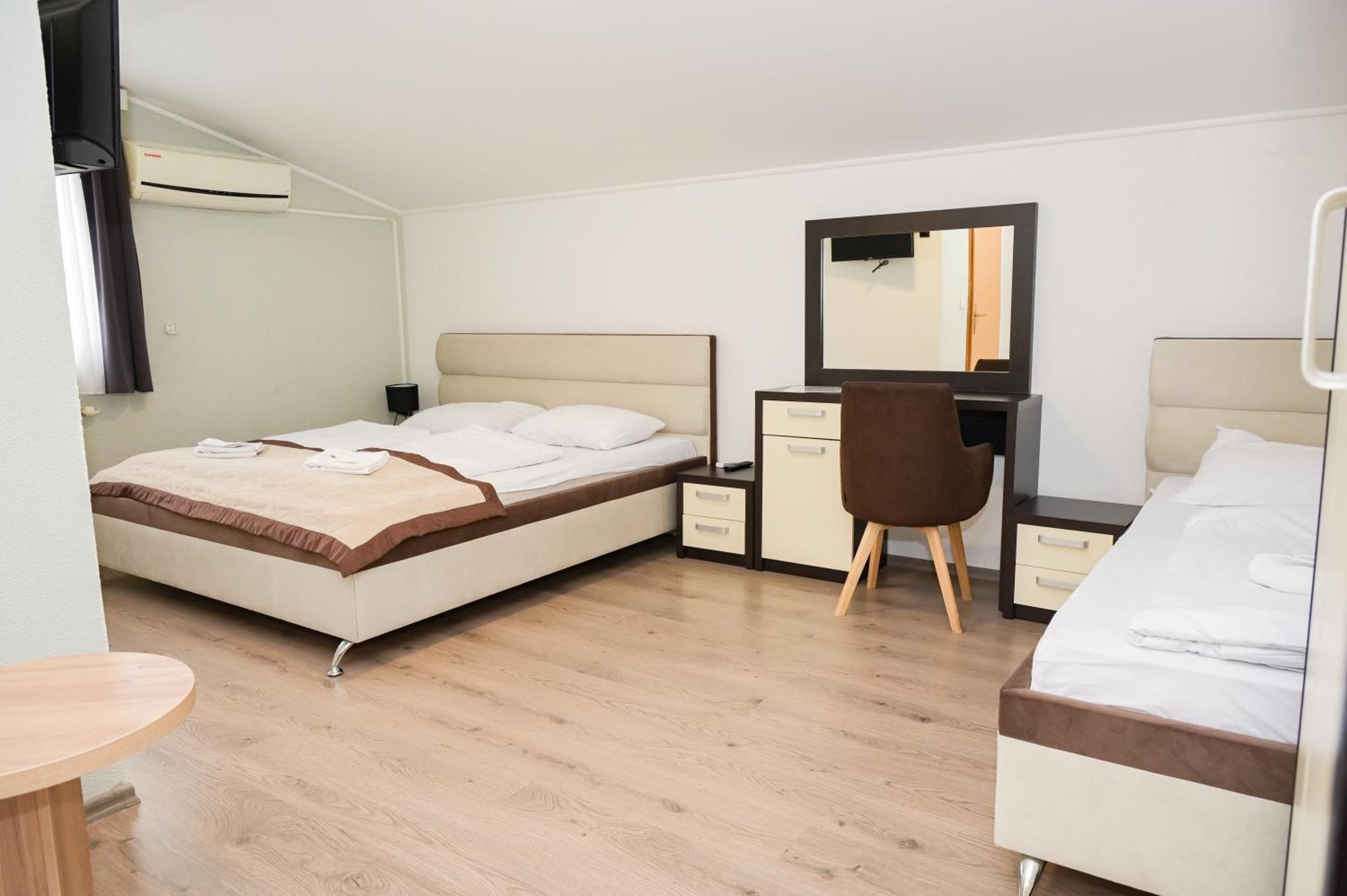 Motel Plaza Jajce Zewnętrze zdjęcie
